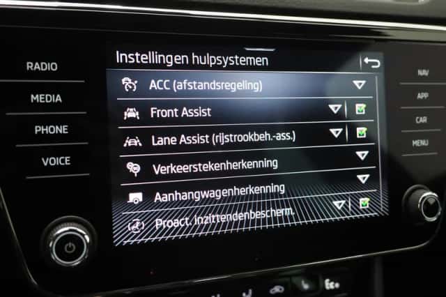 Škoda Superb (2022) thumbnail 31