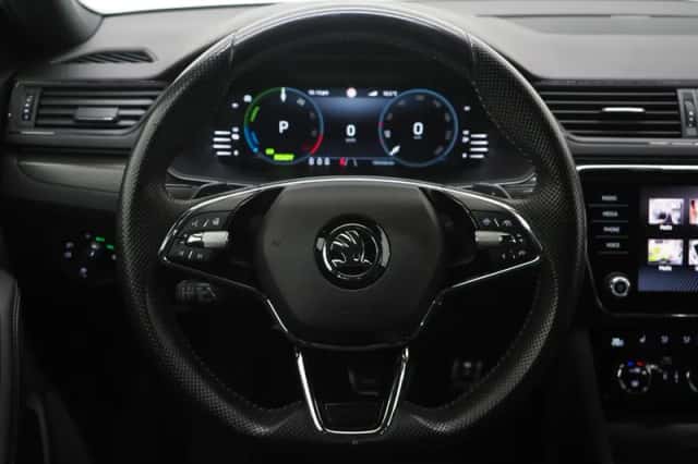 Škoda Superb (2022) thumbnail 36