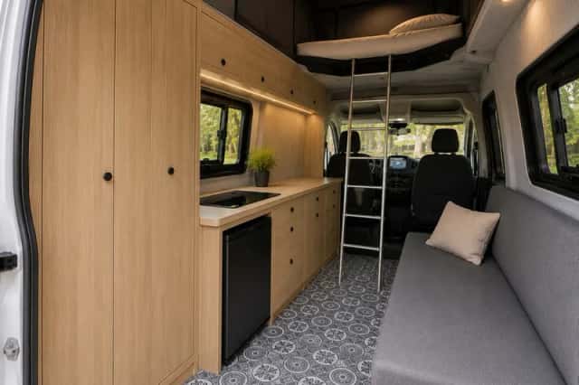 Maxus Deliver 9 (2021) thumbnail 4