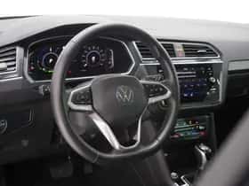 Volkswagen Tiguan (2023) thumbnail 18
