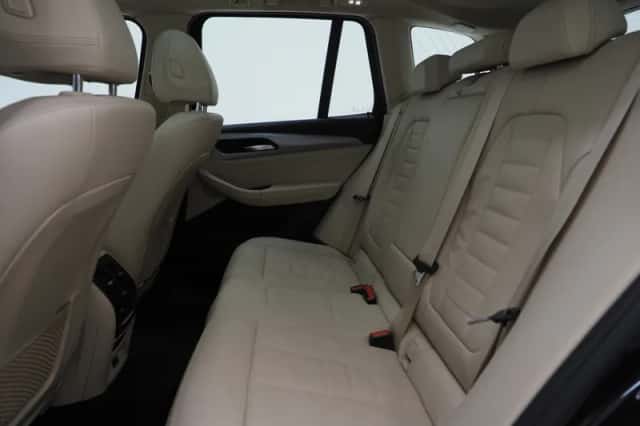 BMW X3 (2021) thumbnail 36