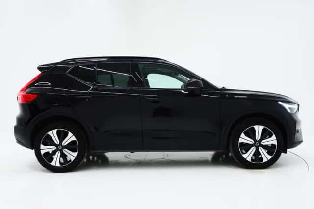 Volvo XC40 (2022) thumbnail 11