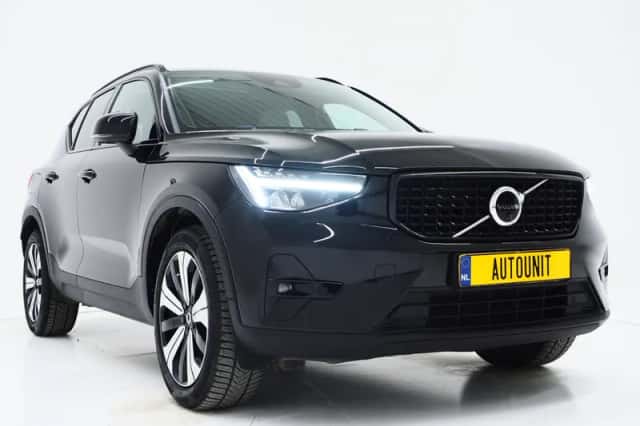 Volvo XC40 (2022) thumbnail 12