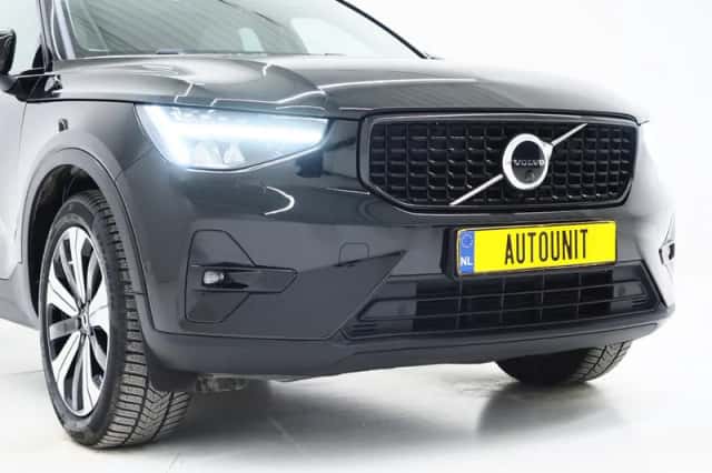 Volvo XC40 (2022) thumbnail 13