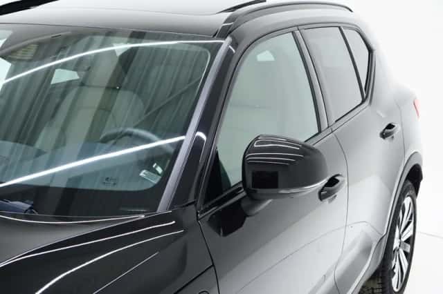 Volvo XC40 (2022) thumbnail 14