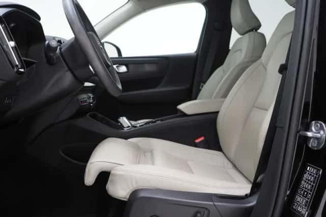 Volvo XC40 (2022) thumbnail 18