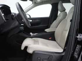 Volvo XC40 (2022) thumbnail 18