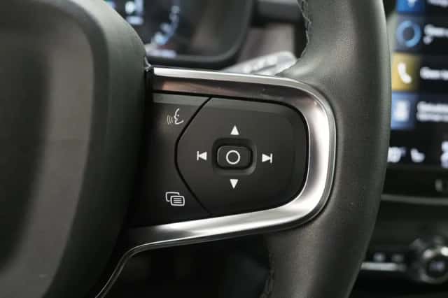 Volvo XC40 (2022) thumbnail 26