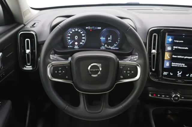Volvo XC40 (2022) thumbnail 40
