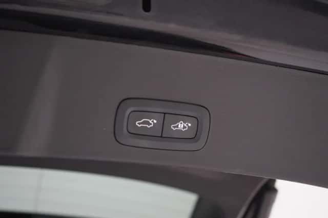 Volvo XC40 (2022) thumbnail 44