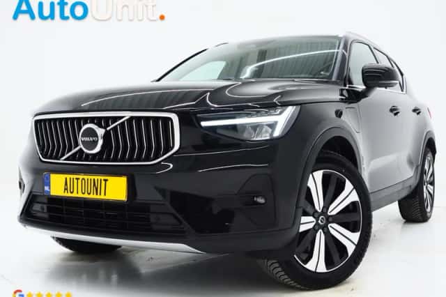 Volvo XC40 (2023) thumbnail 1