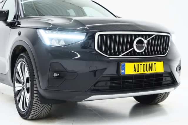 Volvo XC40 (2023) thumbnail 13
