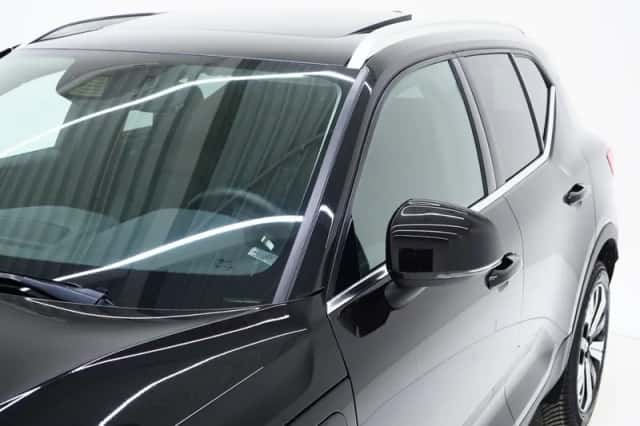 Volvo XC40 (2023) thumbnail 14