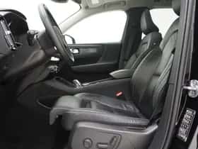 Volvo XC40 (2023) thumbnail 17