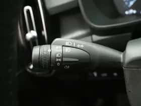 Volvo XC40 (2023) thumbnail 24