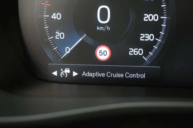 Volvo XC40 (2023) thumbnail 29