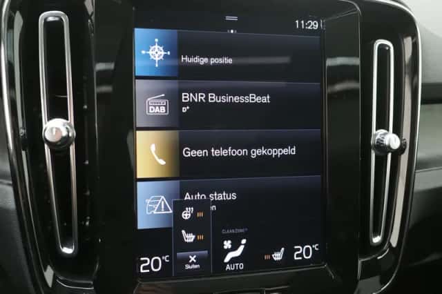 Volvo XC40 (2023) thumbnail 31