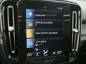 Volvo XC40 (2023) thumbnail 31