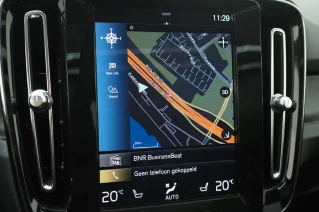 Volvo XC40 (2023) thumbnail 32