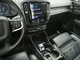 Volvo XC40 (2023) thumbnail 38