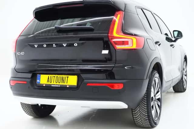 Volvo XC40 (2023) thumbnail 10