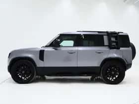Land Rover Defender (2021) thumbnail 2