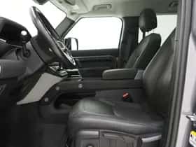 Land Rover Defender (2021) thumbnail 20