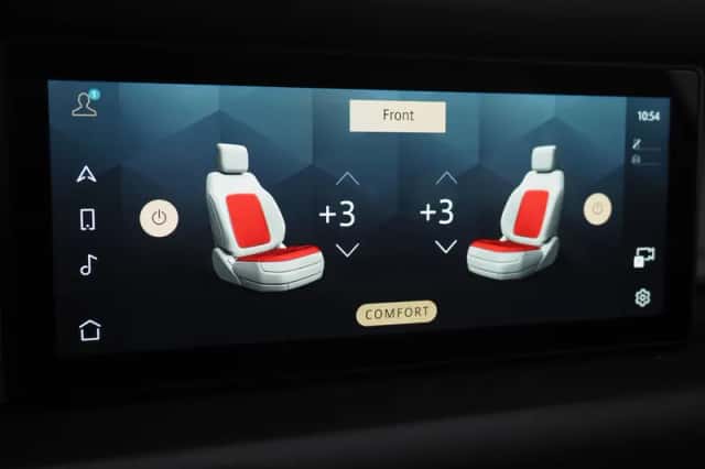 Land Rover Defender (2021) thumbnail 34