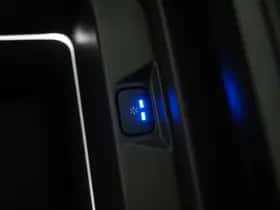 Land Rover Defender (2021) thumbnail 37