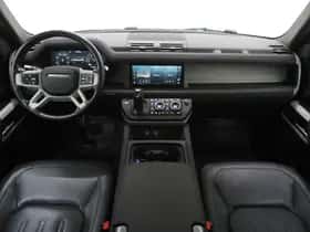 Land Rover Defender (2021) thumbnail 5