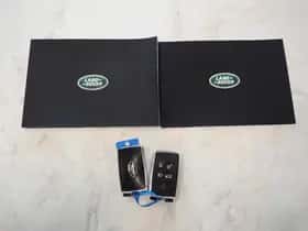 Land Rover Defender (2021) thumbnail 8