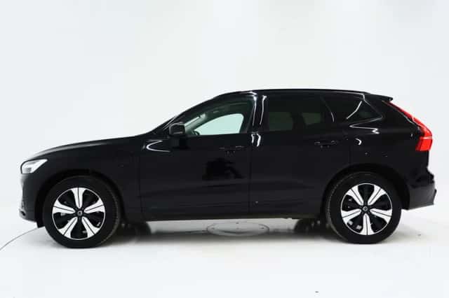 Volvo XC60 (2022) thumbnail 2
