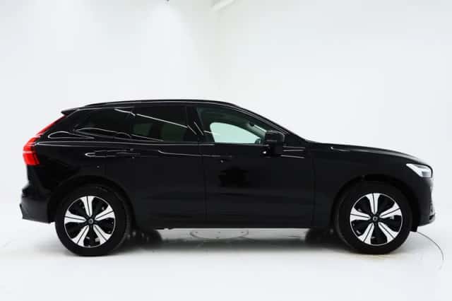 Volvo XC60 (2022) thumbnail 11