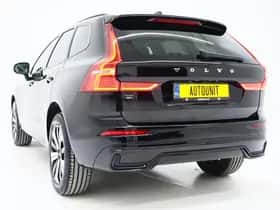 Volvo XC60 (2022) thumbnail 3