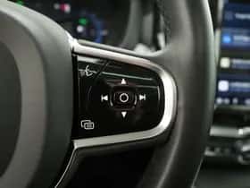 Volvo XC60 (2022) thumbnail 25