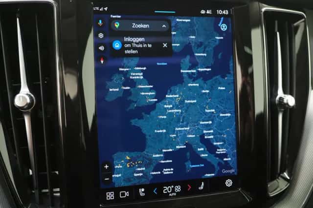 Volvo XC60 (2022) thumbnail 30