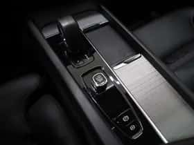Volvo XC60 (2022) thumbnail 34