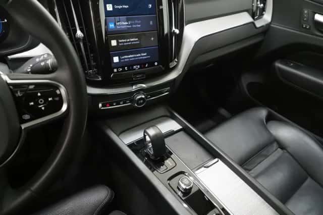 Volvo XC60 (2022) thumbnail 35
