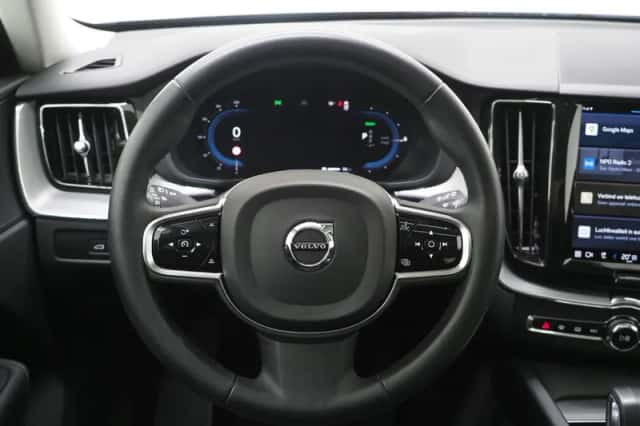 Volvo XC60 (2022) thumbnail 37