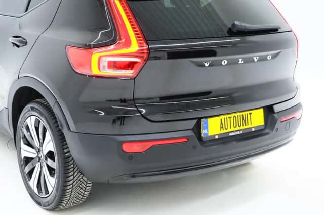 Volvo XC40 (2022) thumbnail 14