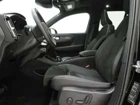 Volvo XC40 (2022) thumbnail 16
