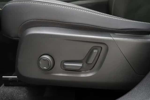 Volvo XC40 (2022) thumbnail 22