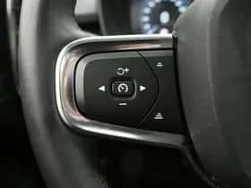 Volvo XC40 (2022) thumbnail 24