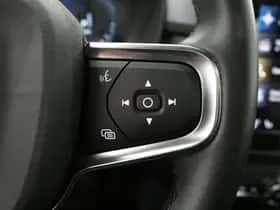 Volvo XC40 (2022) thumbnail 25