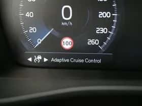 Volvo XC40 (2022) thumbnail 28
