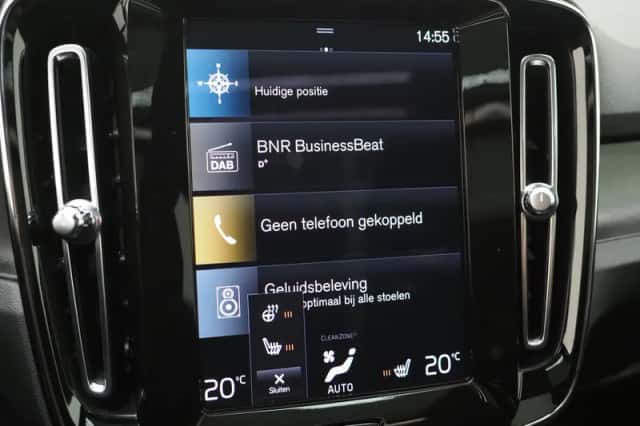 Volvo XC40 (2022) thumbnail 31