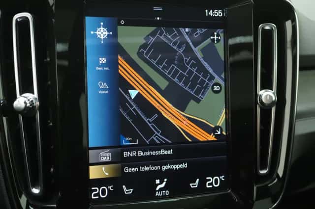 Volvo XC40 (2022) thumbnail 32