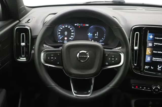 Volvo XC40 (2022) thumbnail 40