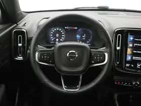 Volvo XC40 (2022) thumbnail 39