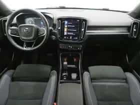Volvo XC40 (2022) thumbnail 4